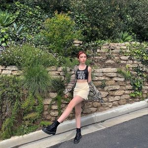 Meet your Posher, Genevieve